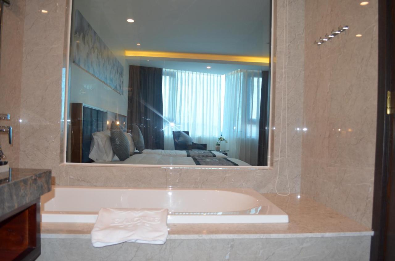 Eagle Hotel Dai Tiet Экстерьер фото